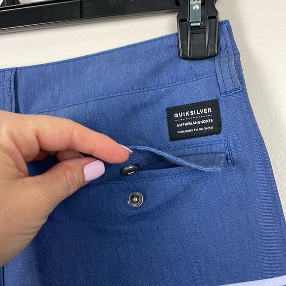 Quiksilver Blue Men's Echo Stripe Amphibian 18 Hybrid Shorts. Size XS - Picture 8 of 11